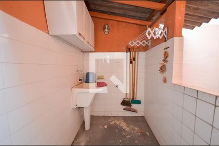 Casa à venda com 160m², 4 quartos e sem vaga Casa à venda com 160m², 4 quartos e sem vagaÁrea de Serviço 1