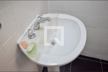 Casa à venda com 160m², 4 quartos e sem vaga Casa à venda com 160m², 4 quartos e sem vagaBanheiro 1