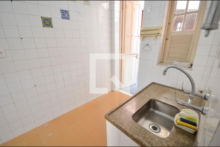 Casa à venda com 160m², 4 quartos e sem vaga Casa à venda com 160m², 4 quartos e sem vagaCozinha 2