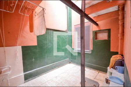 Casa à venda com 160m², 4 quartos e sem vaga Casa à venda com 160m², 4 quartos e sem vagaÁrea de Serviço 2