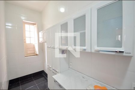 Casa à venda com 160m², 4 quartos e sem vaga Casa à venda com 160m², 4 quartos e sem vagaCozinha 1