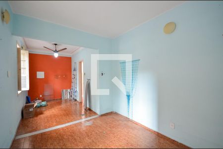 Casa à venda com 160m², 4 quartos e sem vaga Casa à venda com 160m², 4 quartos e sem vagaQuarto 1