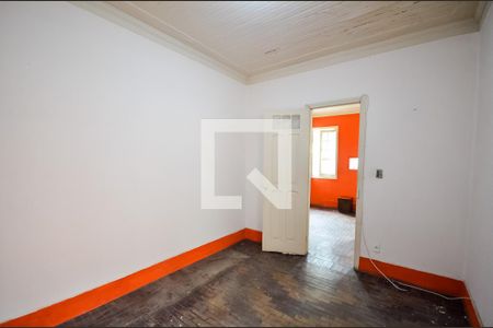 Casa à venda com 160m², 4 quartos e sem vaga Casa à venda com 160m², 4 quartos e sem vagaQuarto 4