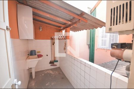 Casa à venda com 160m², 4 quartos e sem vaga Casa à venda com 160m², 4 quartos e sem vagaÁrea de Serviço 1
