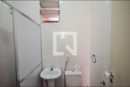 Casa à venda com 160m², 4 quartos e sem vaga Casa à venda com 160m², 4 quartos e sem vagaBanheiro 2