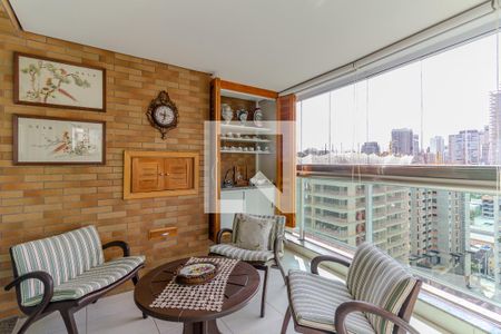 Apartamento à venda com 158m², 3 quartos e 4 vagasVaranda