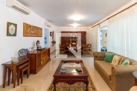 Apartamento à venda com 158m², 3 quartos e 4 vagasSala