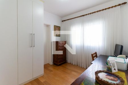 Apartamento à venda com 158m², 3 quartos e 4 vagasQuarto 2 - Suíte