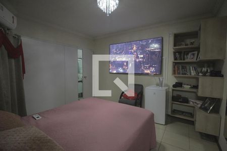 Suíte de casa à venda com 2 quartos, 205m² em Harmonia, Canoas