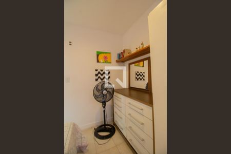 Apartamento à venda com 150m², 3 quartos e 2 vagasQuarto 2