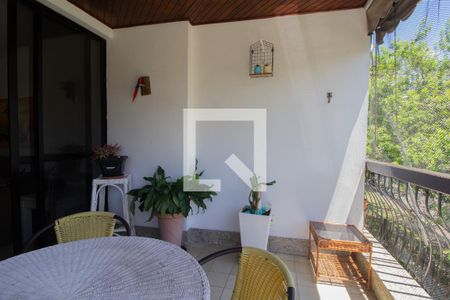 Apartamento à venda com 150m², 3 quartos e 2 vagasVaranda da Sala