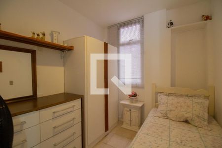 Apartamento à venda com 150m², 3 quartos e 2 vagasQuarto 2