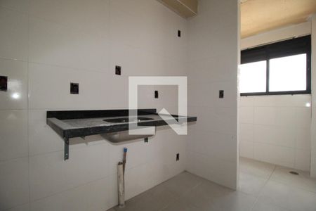Sala/Cozinha e área de serviço de apartamento à venda com 2 quartos, 47m² em Vila Guilhermina, São Paulo