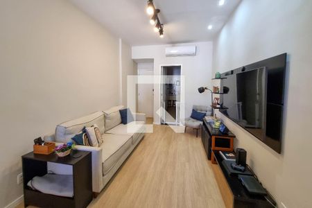 Sala de apartamento à venda com 1 quarto, 53m² em Grajaú, Rio de Janeiro