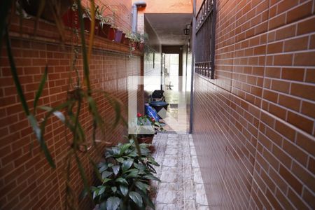 Casa à venda com 140m², 3 quartos e 1 vagaCorredor Lateral