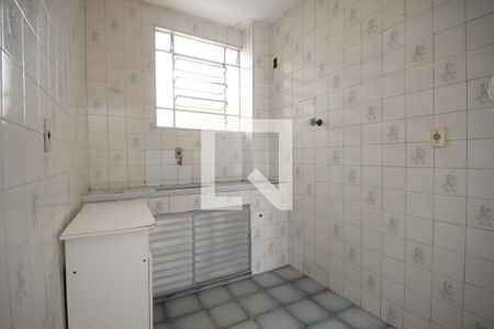 Cozinha de apartamento para alugar com 1 quarto, 32m² em Liberdade, São Paulo