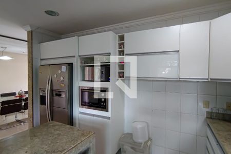 cozinha de casa para alugar com 5 quartos, 300m² em Taquara, Rio de Janeiro