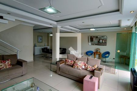 sala de casa para alugar com 5 quartos, 300m² em Taquara, Rio de Janeiro
