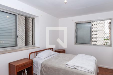 Apartamento à venda com 312m², 4 quartos e 1 vagaQuarto 2
