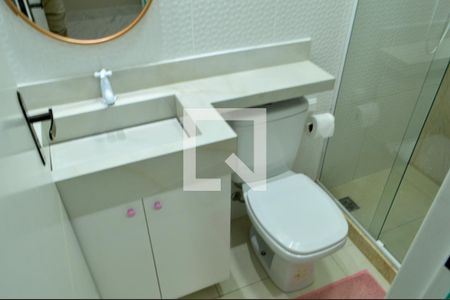 Casa de condomínio para alugar com 400m², 3 quartos e 2 vagasBanheiro da Suíte 2