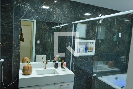 Casa de condomínio para alugar com 400m², 3 quartos e 2 vagasBanheiro da Suíte 3