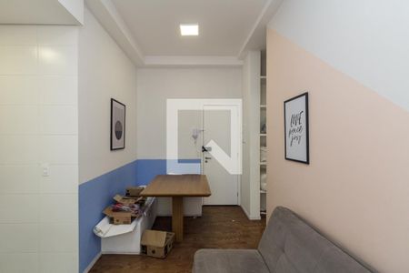Sala de kitnet/studio para alugar com 1 quarto, 38m² em Santa Cecilia, São Paulo