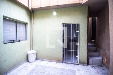 Casa para alugar com 60m², 2 quartos e 1 vagaÁrea de Serviço