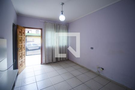 Sala de casa para alugar com 2 quartos, 60m² em Vila Liviero, São Paulo