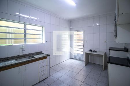 Casa para alugar com 60m², 2 quartos e 1 vagaCozinha