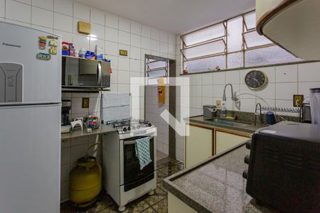 Cozinha de apartamento à venda com 3 quartos, 100m² em Santa Efigênia, Belo Horizonte
