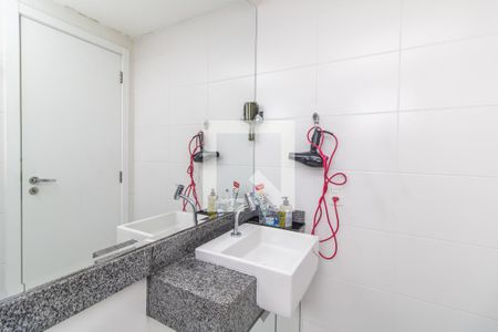 Apartamento à venda com 72m², 2 quartos e 1 vagaBanheiro da Suíte 1