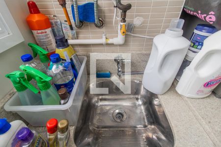 Apartamento à venda com 72m², 2 quartos e 1 vagaÁrea de Serviço