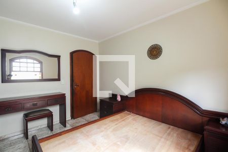 Casa à venda com 470m², 4 quartos e 1 vaga Casa à venda com 470m², 4 quartos e 1 vagaSuíte