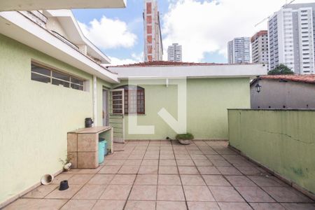 Casa à venda com 470m², 4 quartos e 1 vaga Casa à venda com 470m², 4 quartos e 1 vagaQuintal