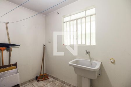 Casa à venda com 470m², 4 quartos e 1 vaga Casa à venda com 470m², 4 quartos e 1 vagaÁrea de Serviço