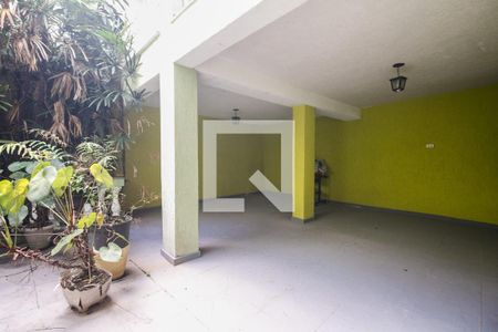 Casa à venda com 470m², 4 quartos e 1 vaga Casa à venda com 470m², 4 quartos e 1 vagaJardim e Quintal