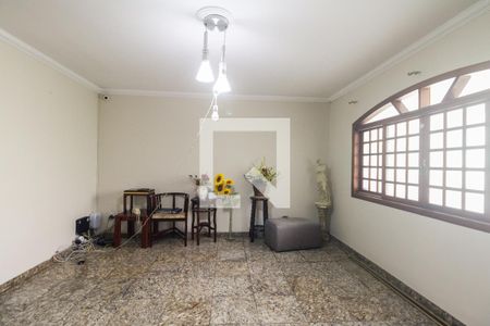 Sala de Estar  de casa à venda com 4 quartos, 470m² em Vila Aricanduva, São Paulo