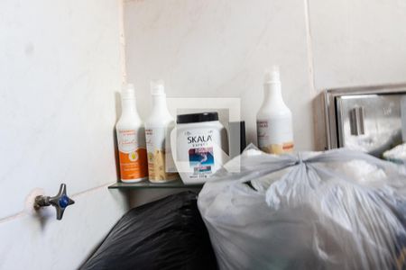 Casa à venda com 172m², 2 quartos e 4 vagasBanheiro de serviço