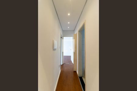 Corredor de apartamento para alugar com 2 quartos, 100m² em Santa Ifigênia, São Paulo