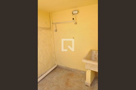Casa para alugar com 80m², 2 quartos e 1 vaga Casa para alugar com 80m², 2 quartos e 1 vagaÁrea de Serviço