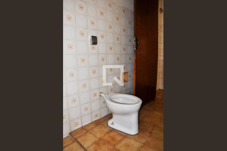 Casa para alugar com 80m², 2 quartos e 1 vaga Casa para alugar com 80m², 2 quartos e 1 vagaBanheiro