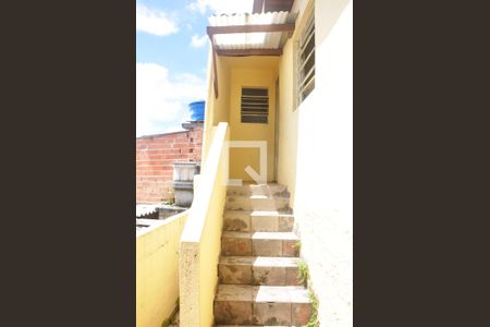 Casa para alugar com 80m², 2 quartos e 1 vaga Casa para alugar com 80m², 2 quartos e 1 vagaÁrea de Serviço