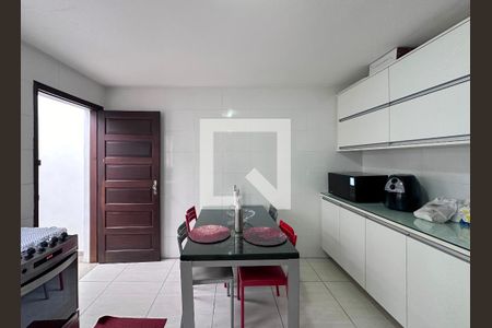 Casa à venda com 134m², 2 quartos e 1 vagaCozinha