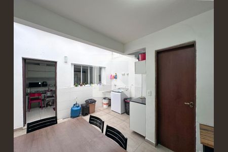 Casa à venda com 134m², 2 quartos e 1 vagaChurrasqueira