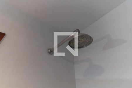 Casa à venda com 400m², 7 quartos e 5 vagasChuveiro da Suíte 2