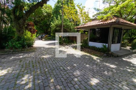 Casa à venda com 400m², 7 quartos e 5 vagasPortaria
