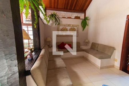 Casa à venda com 400m², 7 quartos e 5 vagasSala