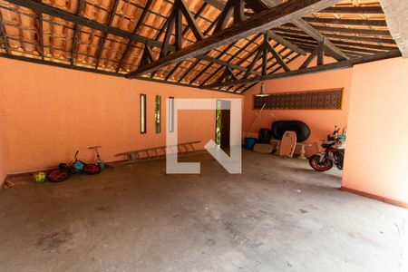 Casa à venda com 400m², 7 quartos e 5 vagasGaragem