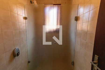 Casa à venda com 400m², 7 quartos e 5 vagasBanheiro da Suíte 4