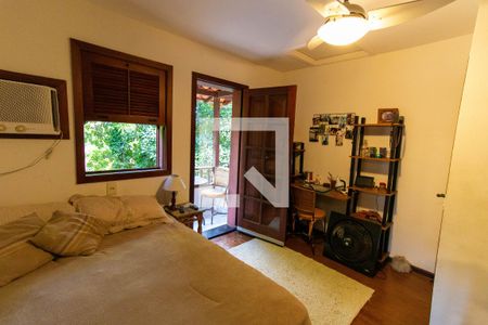 Casa à venda com 400m², 7 quartos e 5 vagasSuíte 2